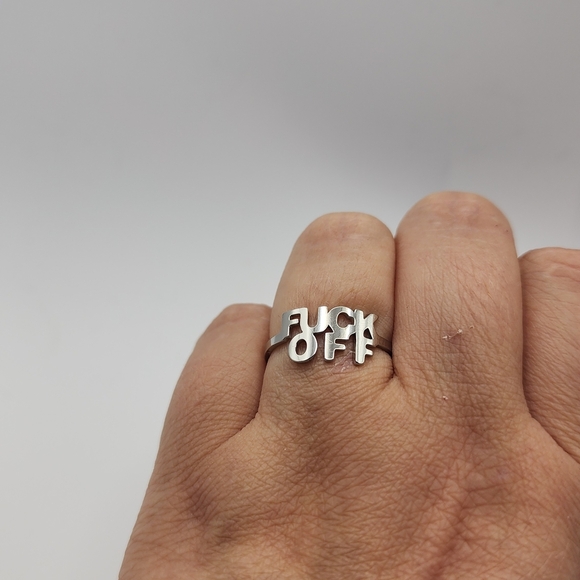 NEW‼️Statement Ring Adjustable - Picture 2 of 4